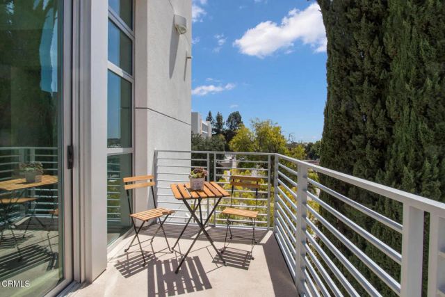 238 S Arroyo Parkway 316, Pasadena, CA 91105