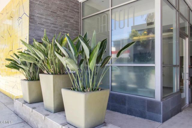238 S Arroyo Parkway 316, Pasadena, CA 91105