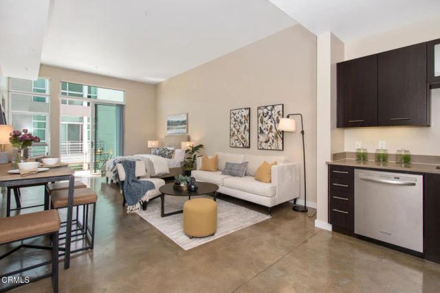 238 S Arroyo Parkway 316, Pasadena, CA 91105