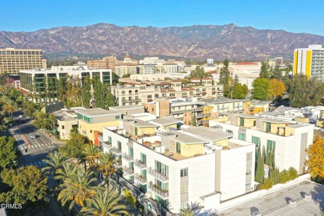 238 S Arroyo Parkway 316, Pasadena, CA 91105