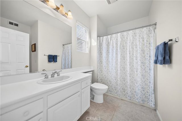 28157 Ashbrook, Valencia, CA 91354