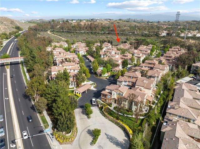 28157 Ashbrook, Valencia, CA 91354