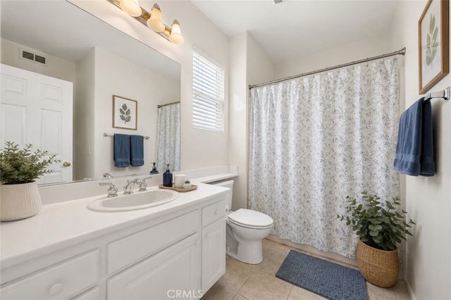 28157 Ashbrook, Valencia, CA 91354