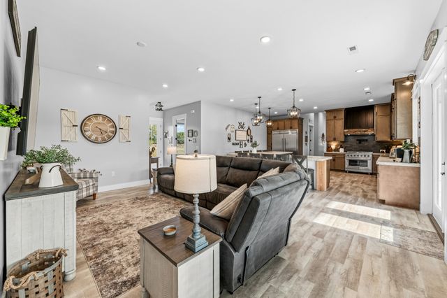 2610 Armstrong Valley Rd, Murfreesboro, TN 37128