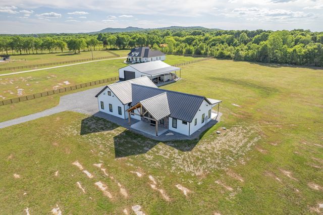 2610 Armstrong Valley Rd, Murfreesboro, TN 37128