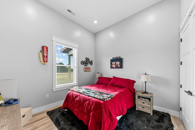 2610 Armstrong Valley Rd, Murfreesboro, TN 37128