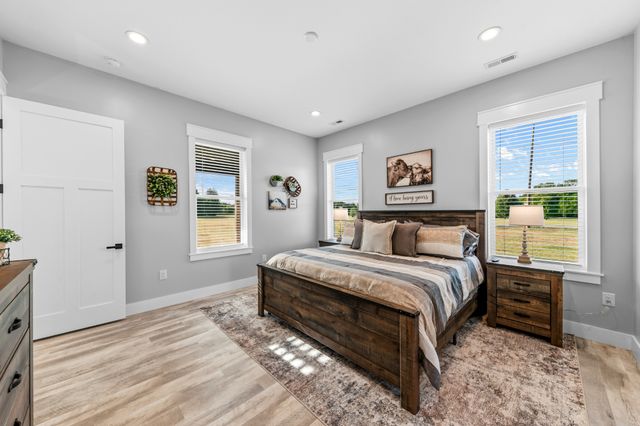 2610 Armstrong Valley Rd, Murfreesboro, TN 37128