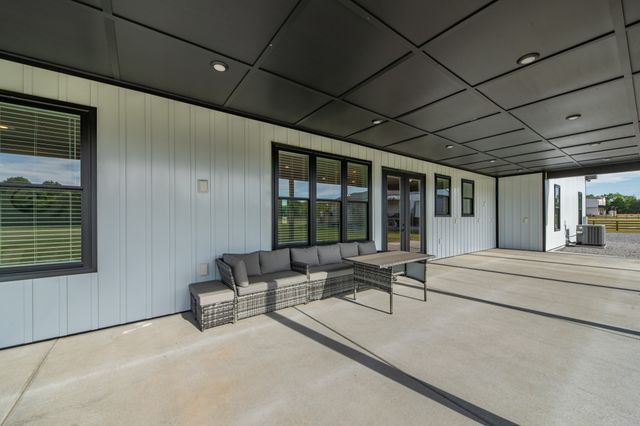 2610 Armstrong Valley Rd, Murfreesboro, TN 37128