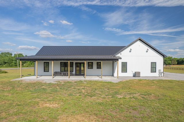 2610 Armstrong Valley Rd, Murfreesboro, TN 37128