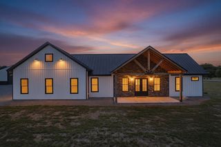 2610 Armstrong Valley Rd, Murfreesboro, TN 37128