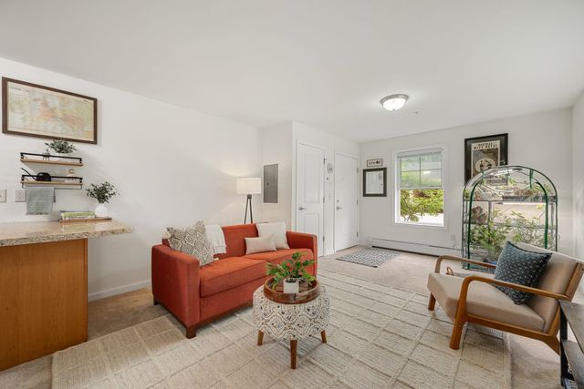 107 John Fay Rd Apt 201, South Burlington, VT 05403