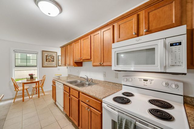 107 John Fay Rd Apt 201, South Burlington, VT 05403
