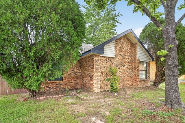 229 Overland Trail, Mesquite, TX 75149