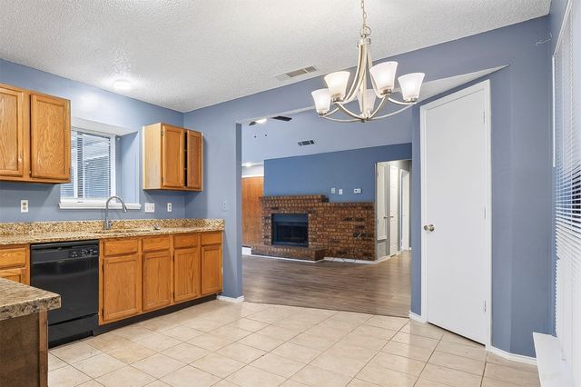 229 Overland Trail, Mesquite, TX 75149