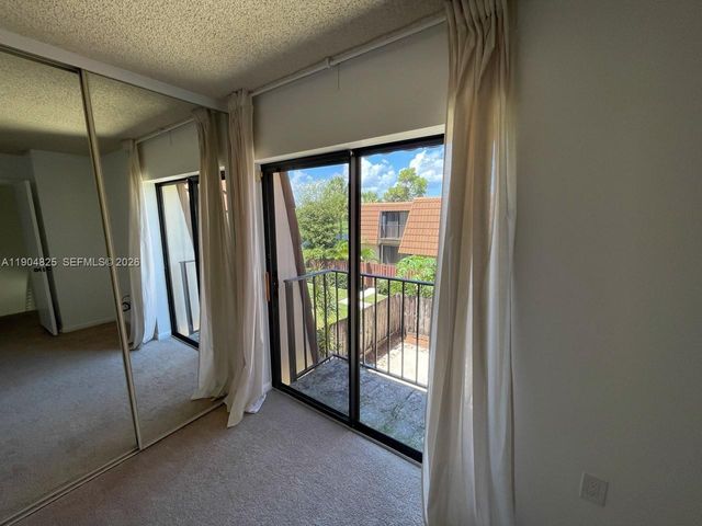 157 Heritage Way, West Palm Beach, FL 33407