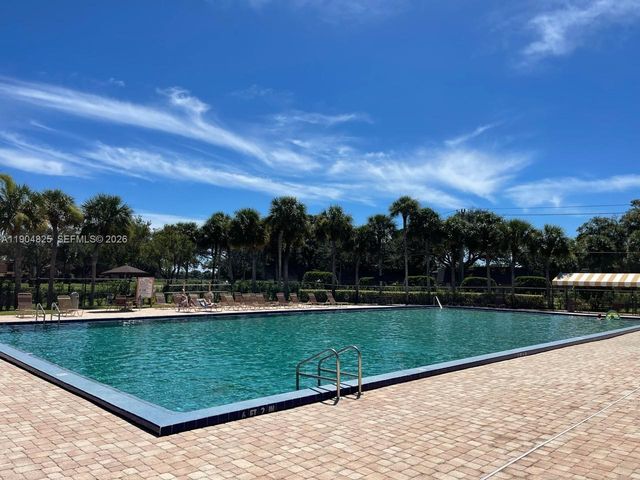 157 Heritage Way, West Palm Beach, FL 33407