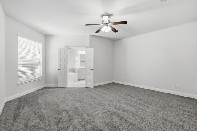 717 10th Street, Argyle, TX 76226