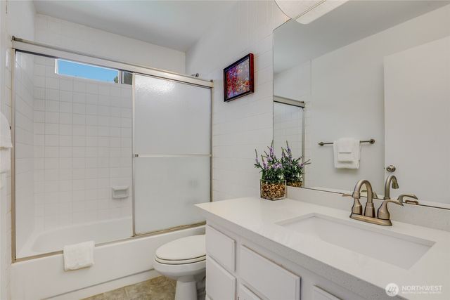 1124 S 23rd Street, Renton, WA 98055
