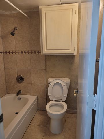 2311 Balsam Drive H208, Arlington, TX 76006