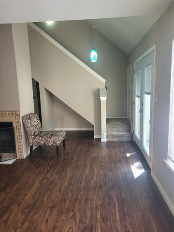 2311 Balsam Drive H208, Arlington, TX 76006