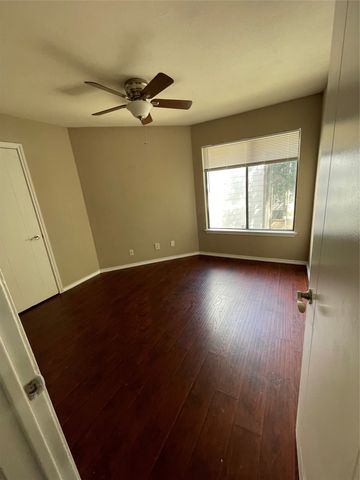 2311 Balsam Drive H208, Arlington, TX 76006