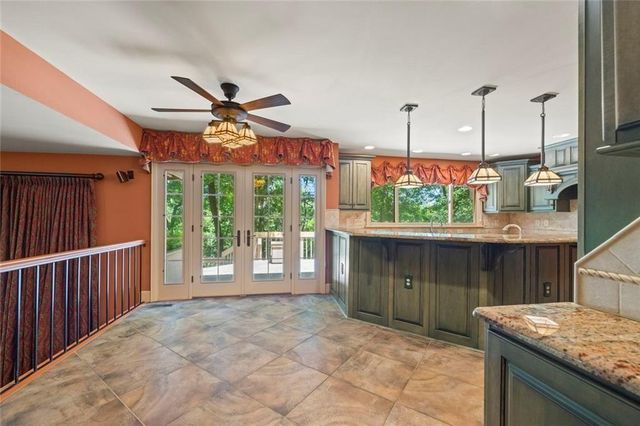 825 Riverbend Parkway, Athens, GA 30605