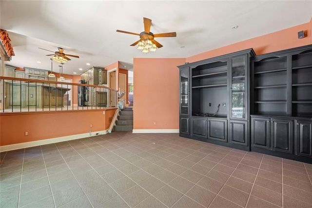 825 Riverbend Parkway, Athens, GA 30605