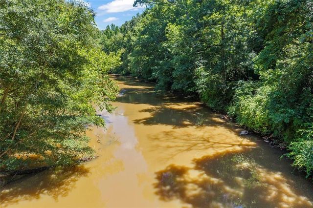 825 Riverbend Parkway, Athens, GA 30605