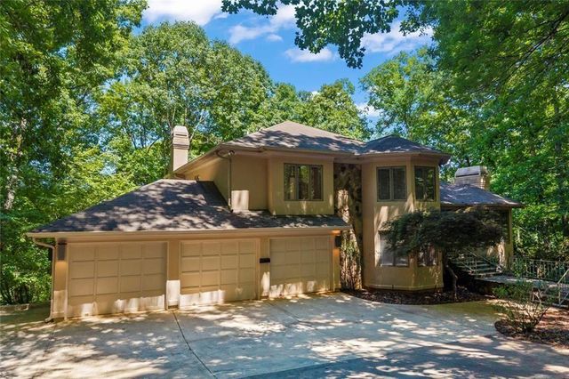 825 Riverbend Parkway, Athens, GA 30605