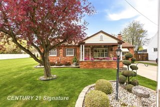 2961 Johns Drive, Saginaw Twp, MI 48603