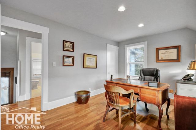 318 N Water Street, Owosso, MI 48867