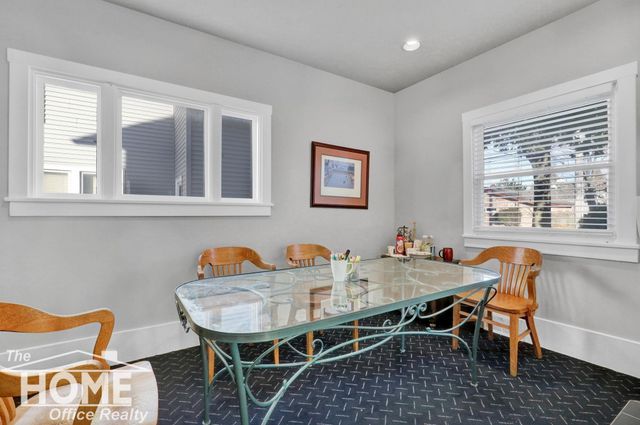 318 N Water Street, Owosso, MI 48867