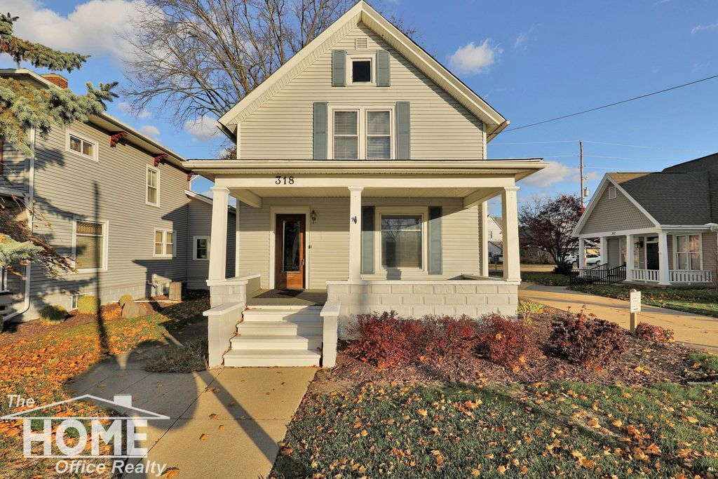 318 N Water Street, Owosso, MI 48867