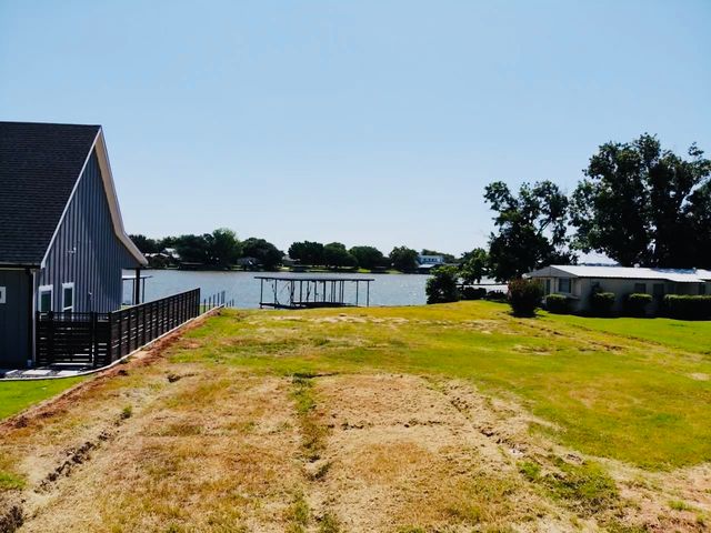 4111 Aztec Court, Granbury, TX 76048