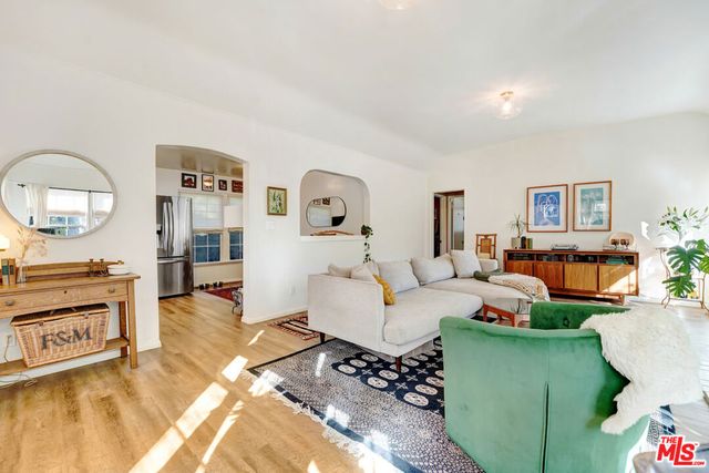 4385 Scandia Way, Los Angeles, CA 90065