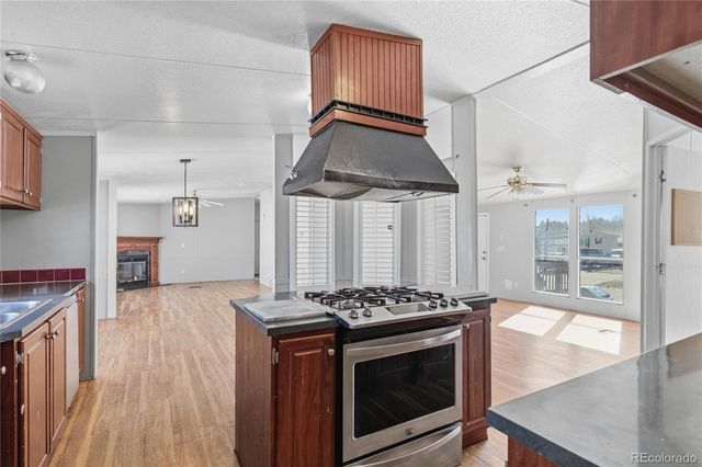 4899 Barron Circle, Longmont, CO 80504