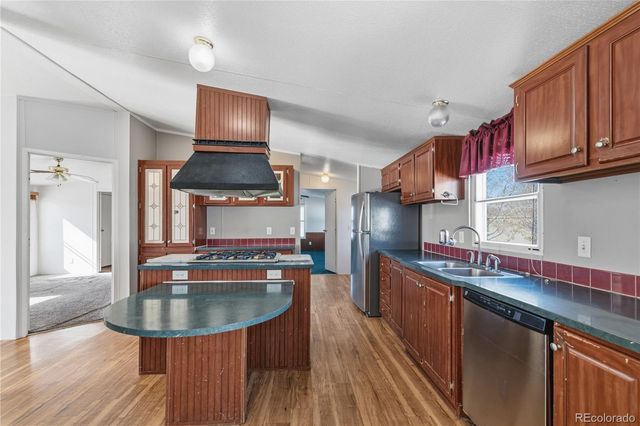 4899 Barron Circle, Longmont, CO 80504