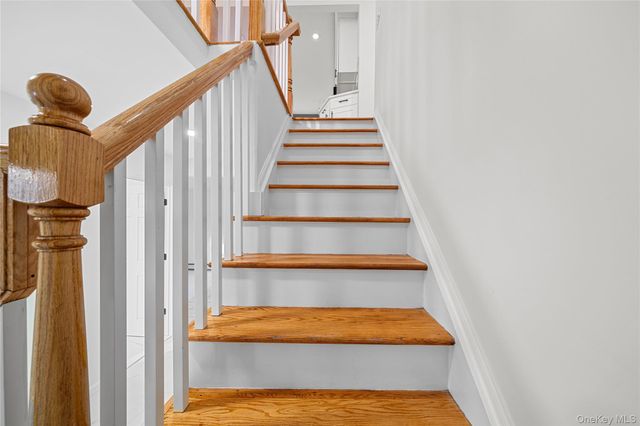 55 Schleigel Boulevard, Farmingdale, NY 11735