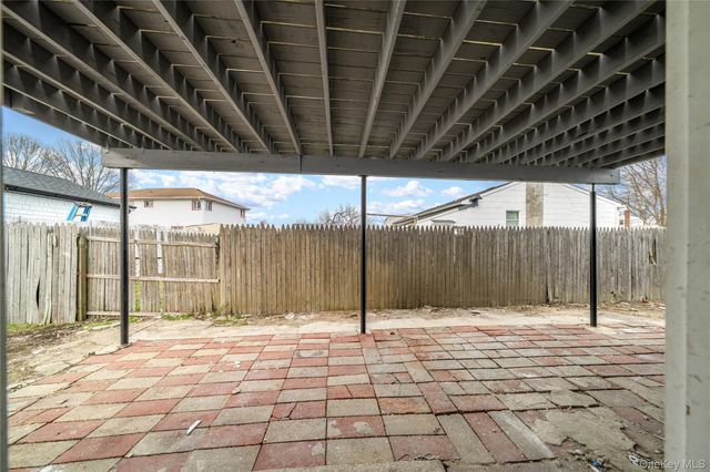 55 Schleigel Boulevard, Farmingdale, NY 11735