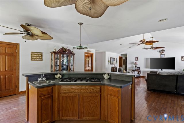 17361 Belsches Rd, Bumpass, VA 23024