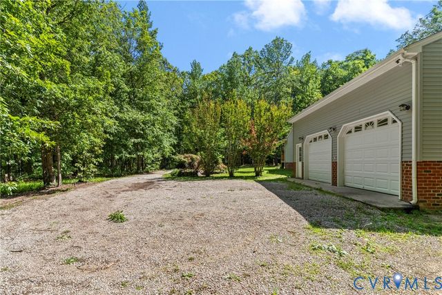 17361 Belsches Rd, Bumpass, VA 23024