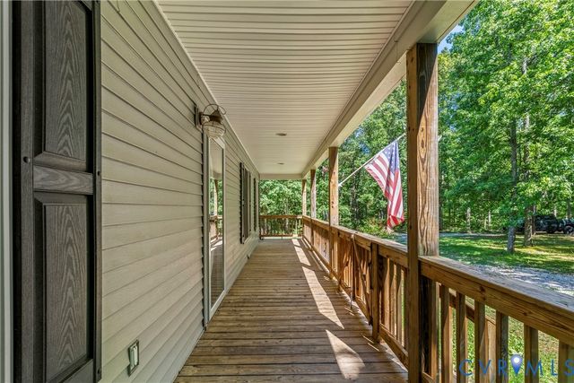 17361 Belsches Rd, Bumpass, VA 23024