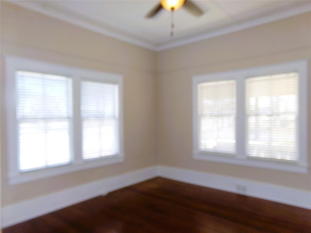 309 E Hinton Road, Weimar, TX 78962