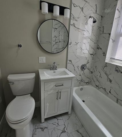 717 N Homan Avenue, Chicago, IL 60624