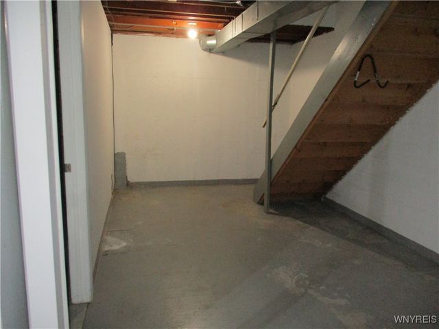 105 Carriage Drive 7, Orchard Park, NY 14127