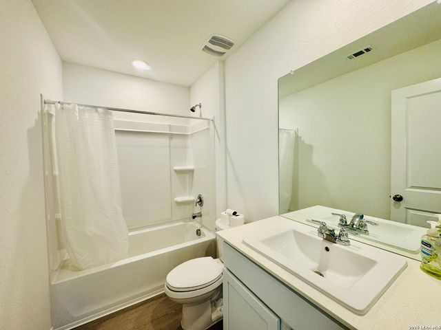 580 Kathleen Pike, San Antonio, TX 78253