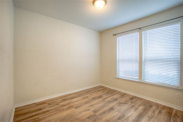 5633 Ridge Lake Drive, Fort Worth, TX 76244