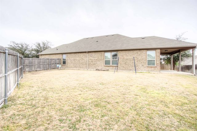 5633 Ridge Lake Drive, Fort Worth, TX 76244