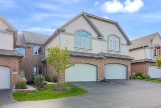 961 W Spencer Court 961, Palatine, IL 60067