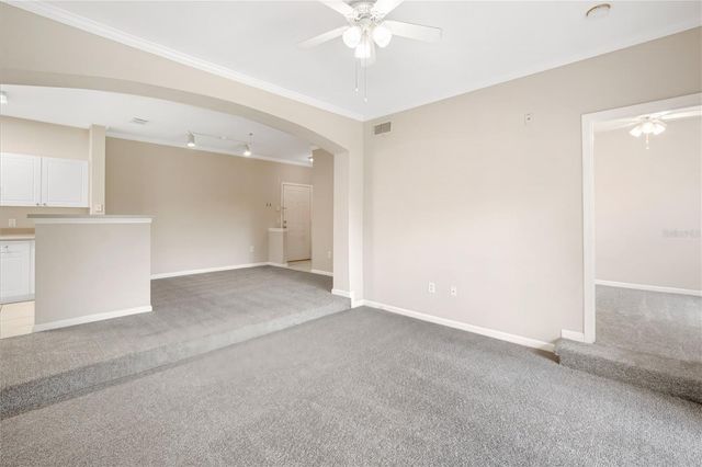 9301 CRESCENT LOOP CIRCLE 206, Tampa, FL 33619